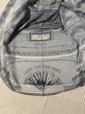 Louis Vuitton Vintage Cashmere Silk Gray Oversized Square Scarf Wrap 53” 70s 80s